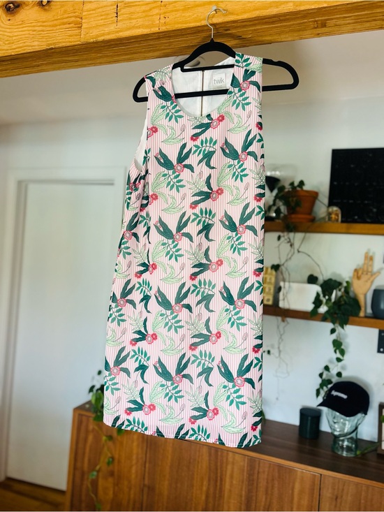 twik Dresses & Skirts - Twik Summer Dress Size M – Light & Breezy, 18” PTP, 35” Length